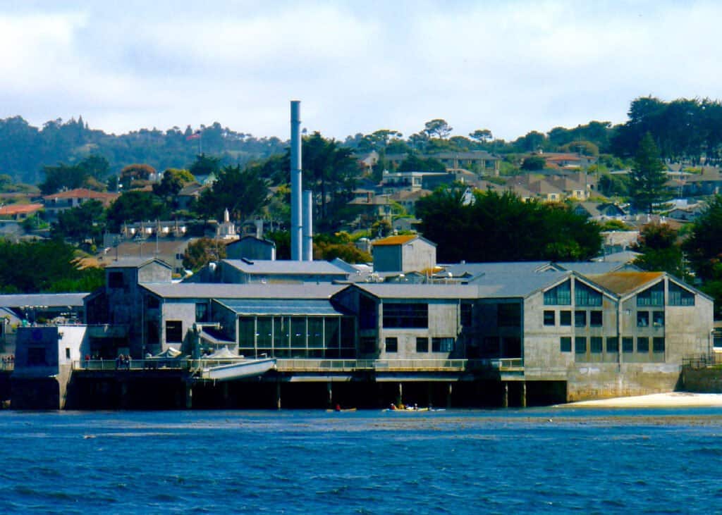 Ocean view of Monterey Bay Aquarium