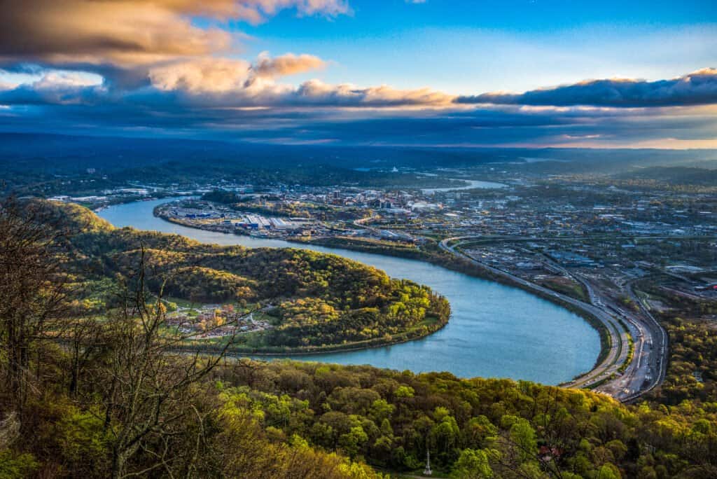 Drone,Aerial,View,Of,Downtown,Chattanooga,Tennessee,Tn,And,Tennessee
