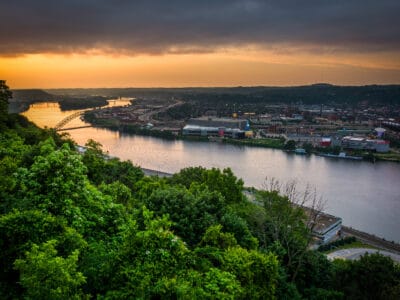 A How Wide is the Ohio River at Its Widest Point?