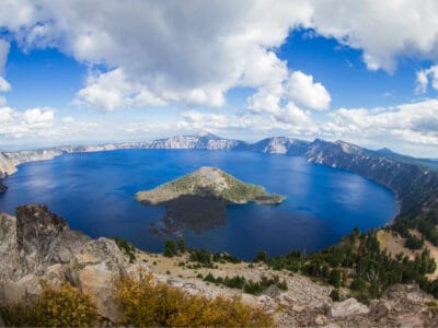 A Discover the Deepest Lake in Oregon