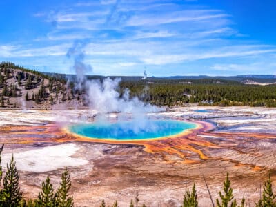 A Discover the 15 Most Beautiful National Parks in the US