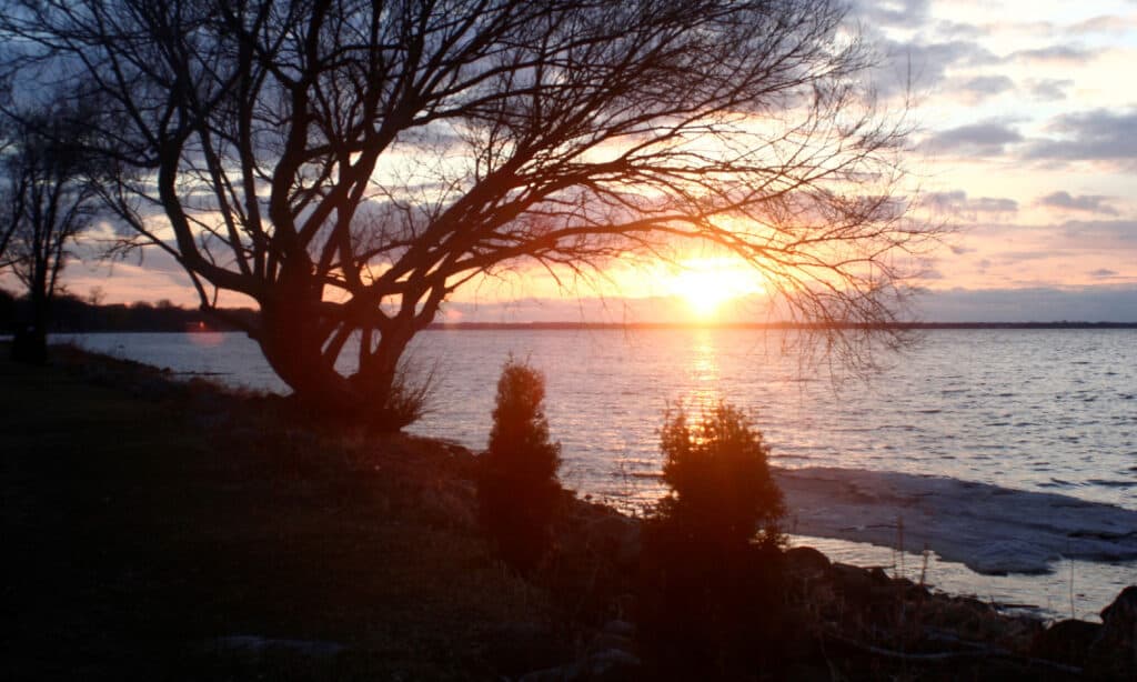 Coucher du soleil sur le lac Winnebago Wisconsin