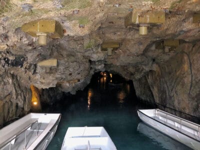 A The 11 Largest Underground Lakes in the World
