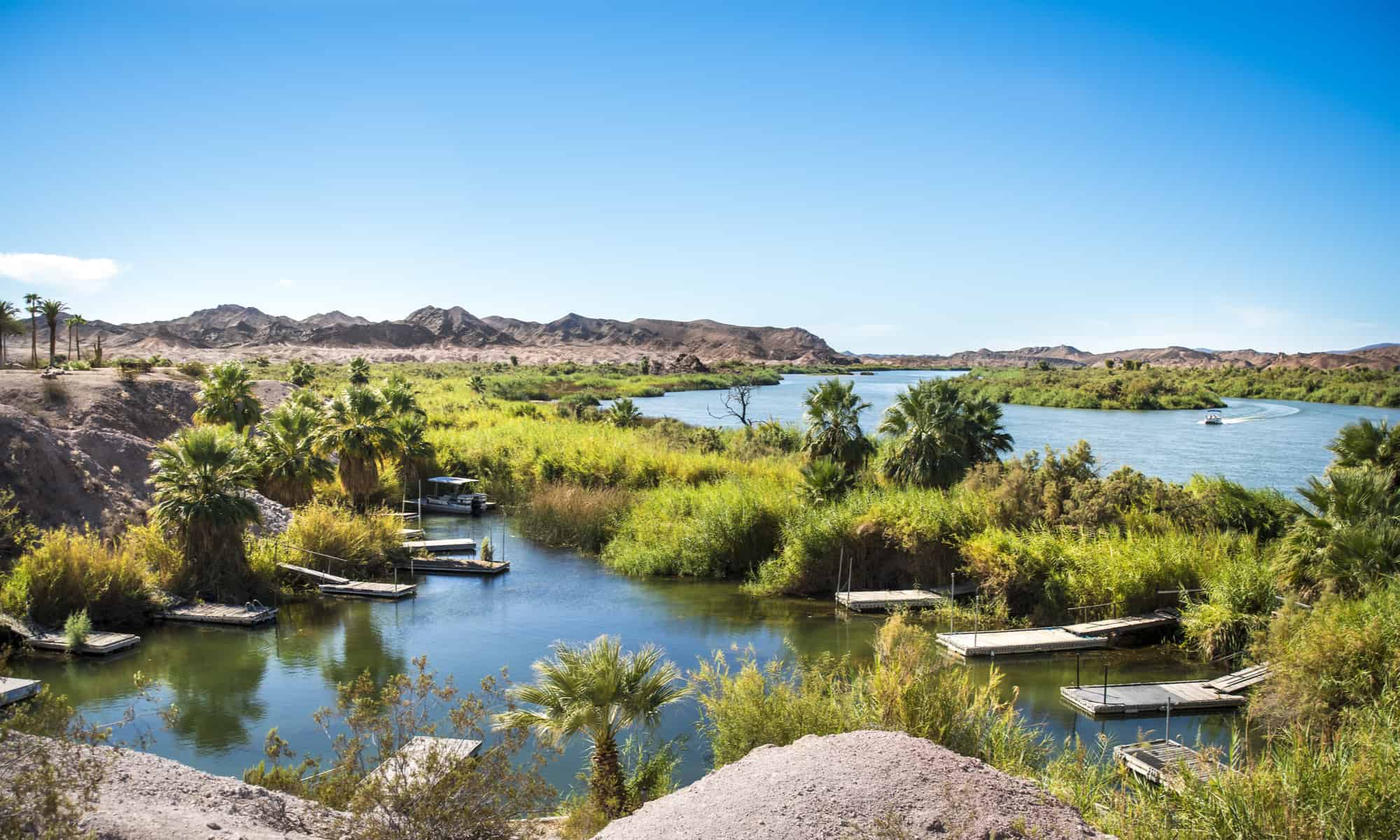 The 20 Best Lakes In Arizona For Fishing Boating Camping And More   Shutterstock 328745531 