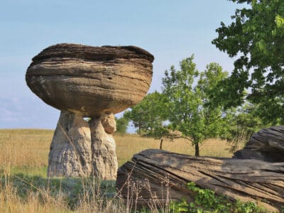 A Discover the 10 Best National and State Parks in Kansas
