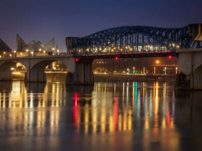 A What Lives At The Bottom Of The Tennessee River?