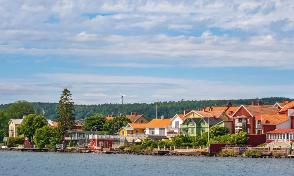 Houses on the lakeshore of a lake Vättern in Sweden