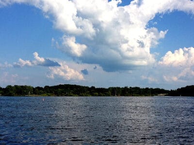 A The 13 Biggest Lakes in Illinois