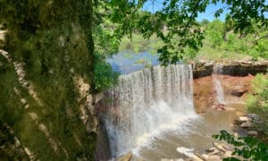 10 Breathtaking Waterfalls In Kansas Picture