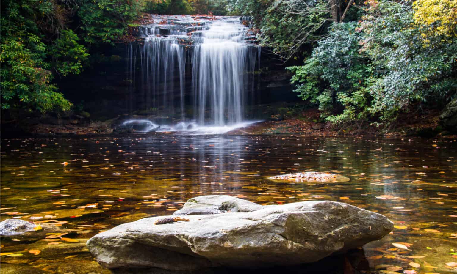 The 10 Most Stunning Waterfalls Near Asheville, NC - A-Z Animals