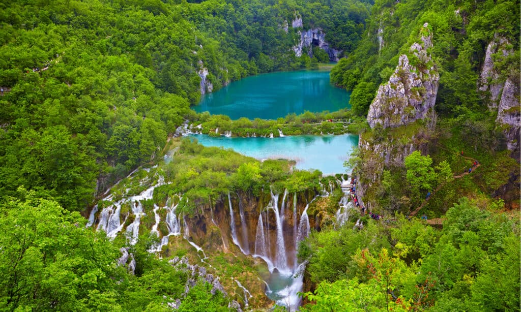 colored lakes