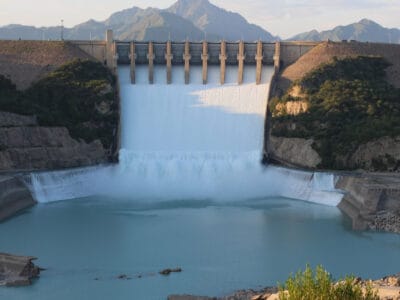 A Discover The Largest Dam in The World