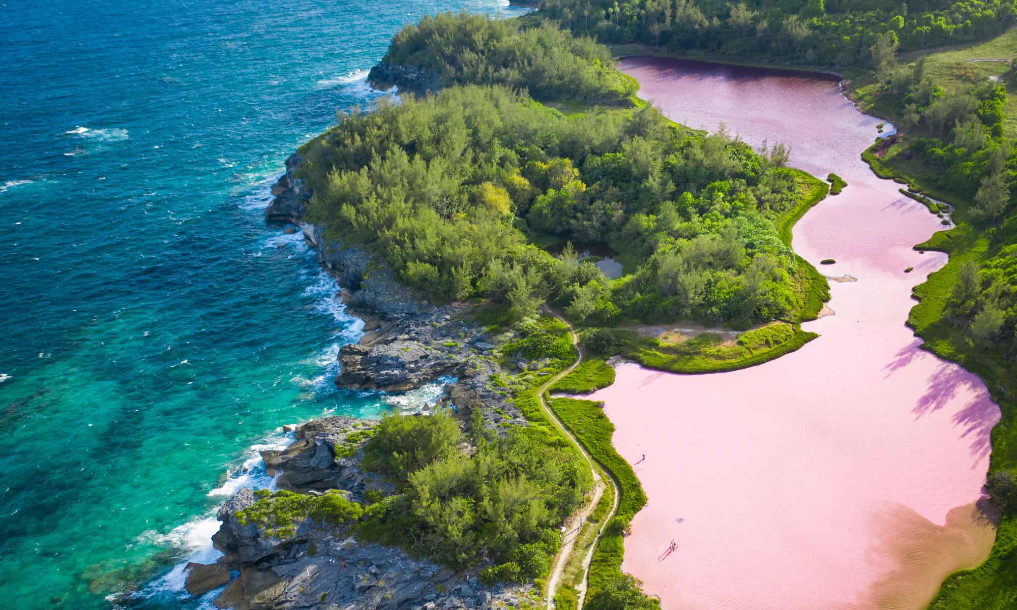 8 Islands in the Middle of the Atlantic Ocean - A-Z Animals