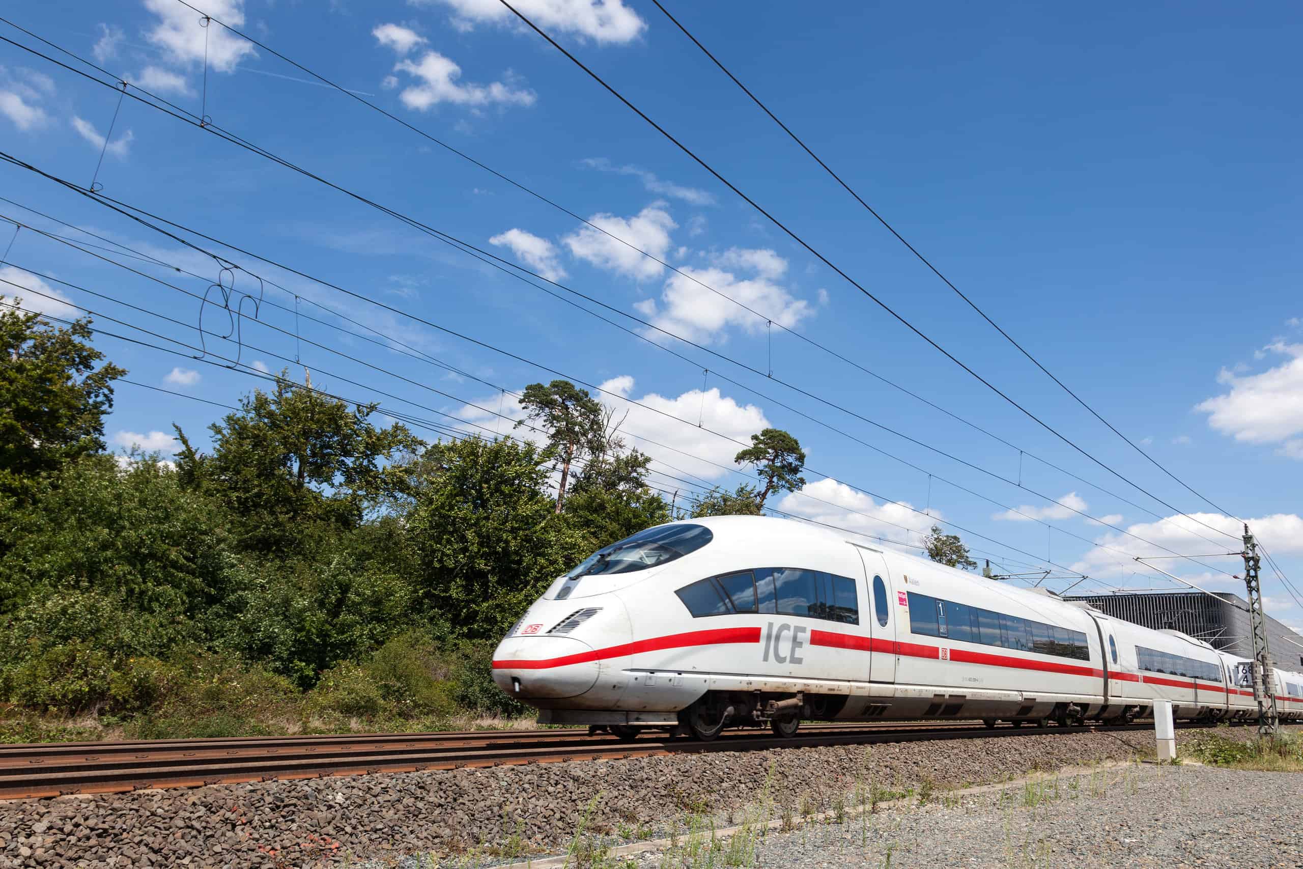 6 Key Differences Between American and European Rail Systems