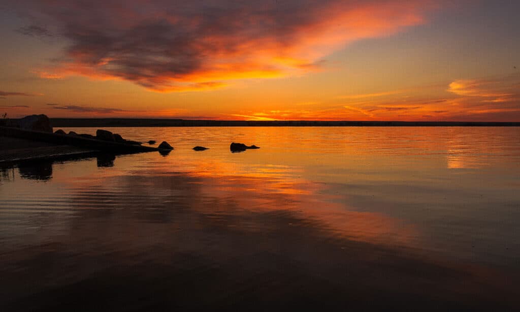 A picturesque photo of Jackson Lake during golden hour. 