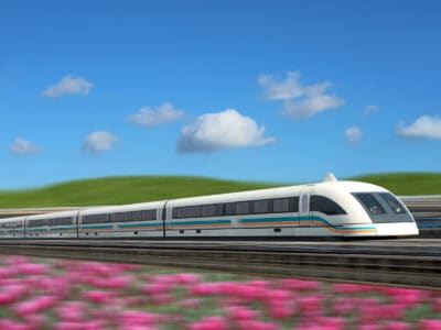 A Discover The Fastest Train On Earth, A 290 MPH Levitating Chinese Passenger Line