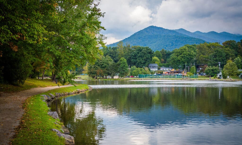 Lake Tomahawk North Carolina.