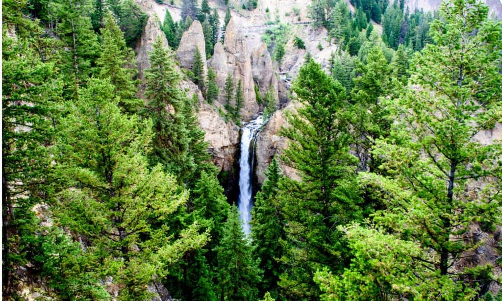 best waterfalls in yellowstone