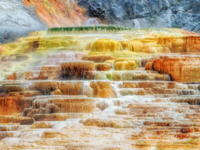 A Yellowstone Landscape: Discover its 7 Most Beautiful Features