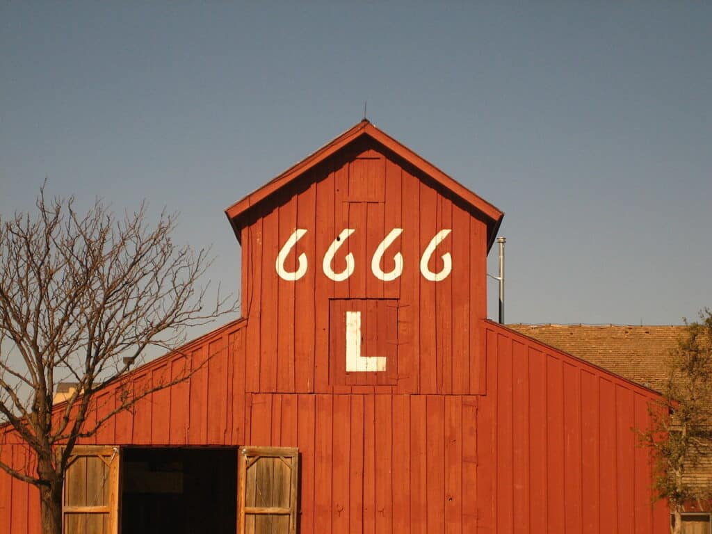 how big is the 6666 ranch