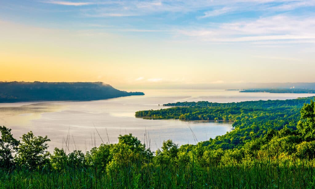 How the Mississippi River Helped Invent Water Skiing - Wiki Point