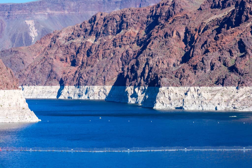 Low tide recorded at Lake Mead