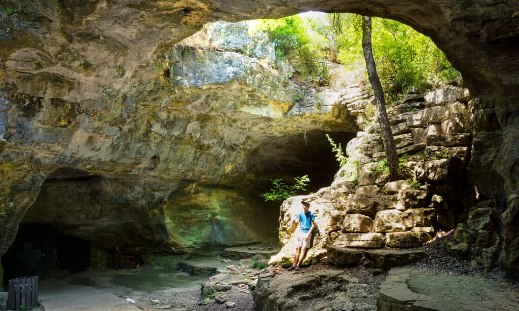 Longhorn Cavern State Park