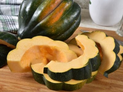 A Acorn Squash vs Butternut Squash: What’s the Difference?