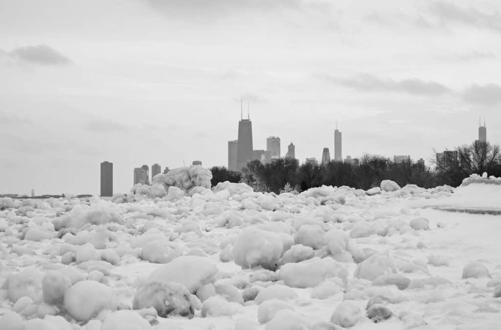 first snow in illinois