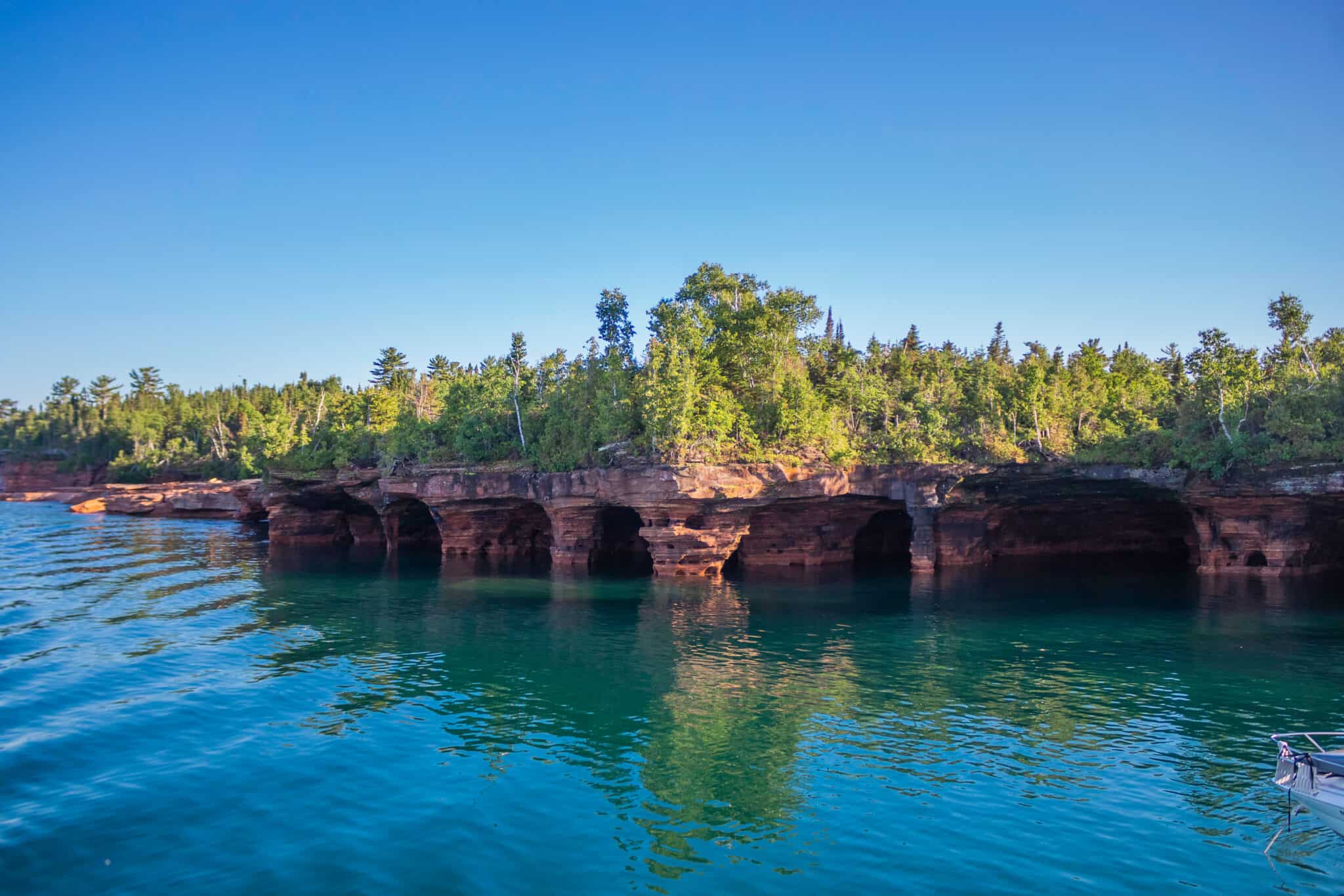 The 7 Most Spectacular Sea Caves in the U.S. - A-Z Animals