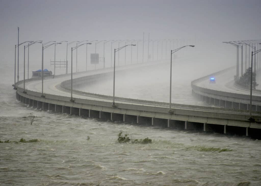 Ngập lụt ở New Orleans trong cơn bão Katrina