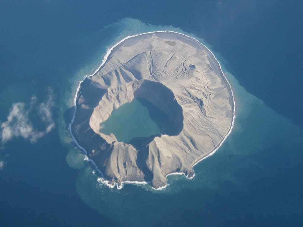 Đảo Kasatochi ở Alaska