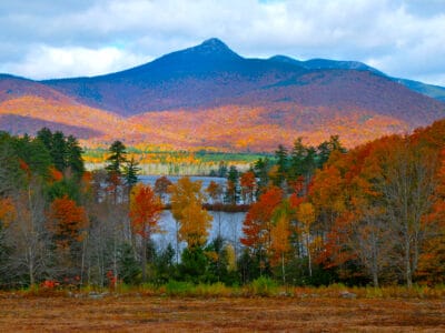 A The 5 Best Spots for Leaf Peeping in New Hampshire: Peak Dates, Top Driving Routes, and More