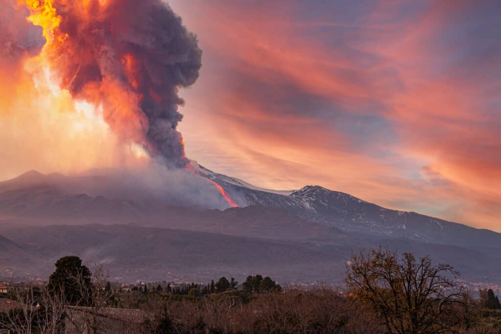 Volcan actif en Europe.