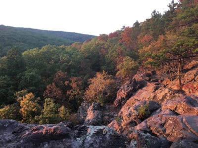 A 9 Amazing Places to Take in Fall Foliage in Missouri