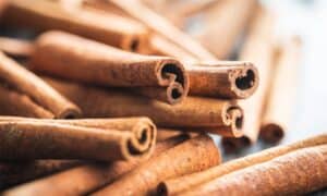 Cassia vs Ceylon Cinnamon: What’s the Difference? Picture