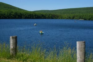 The Best 5 Lakes in The Poconos Picture