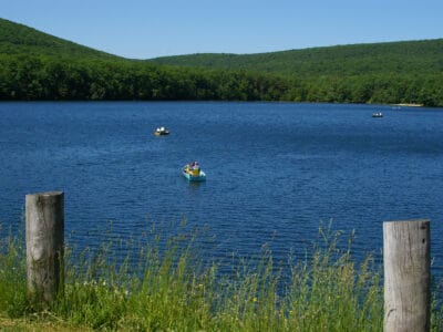 A The Best 5 Lakes In The Poconos