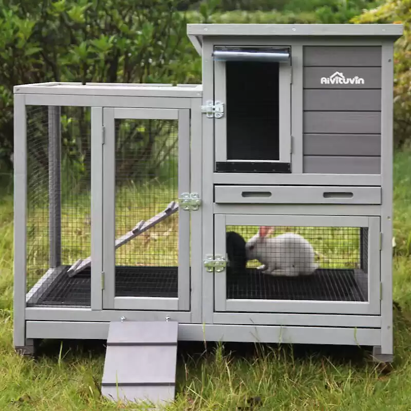 Aivituvin Indoor & Outdoor Wheeled Rabbit Hutch