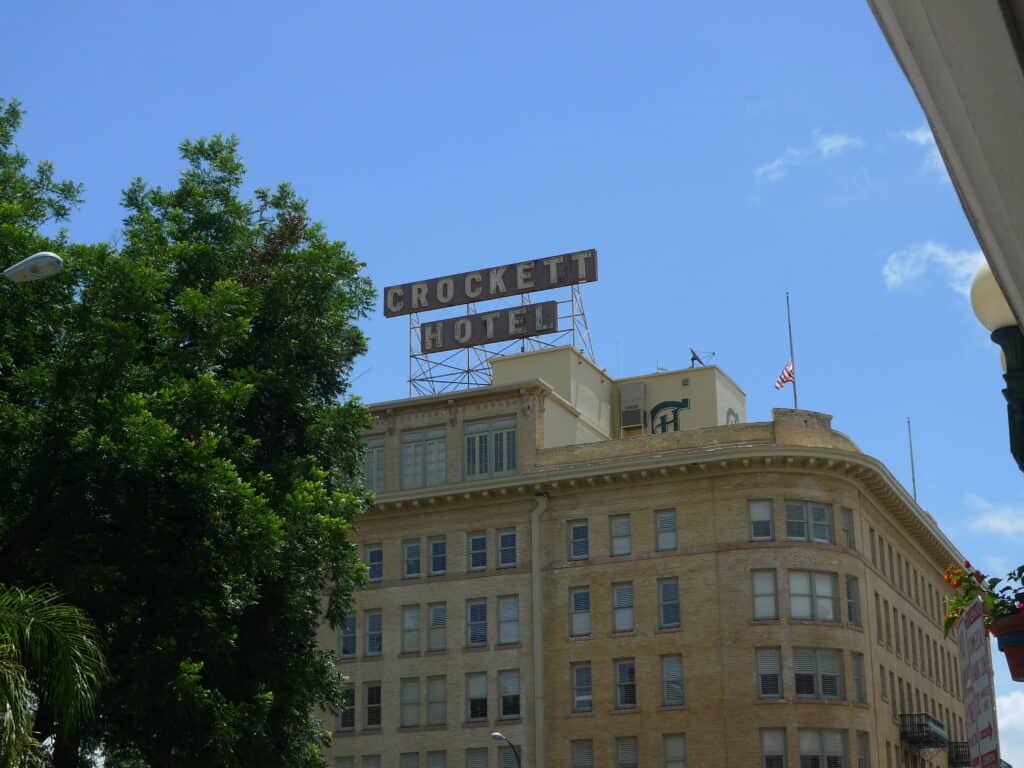 Crockett Hotel near San Antonio