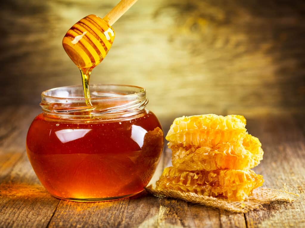 Miel, Pot, Nid d'abeille - Création animale, Verser, Table