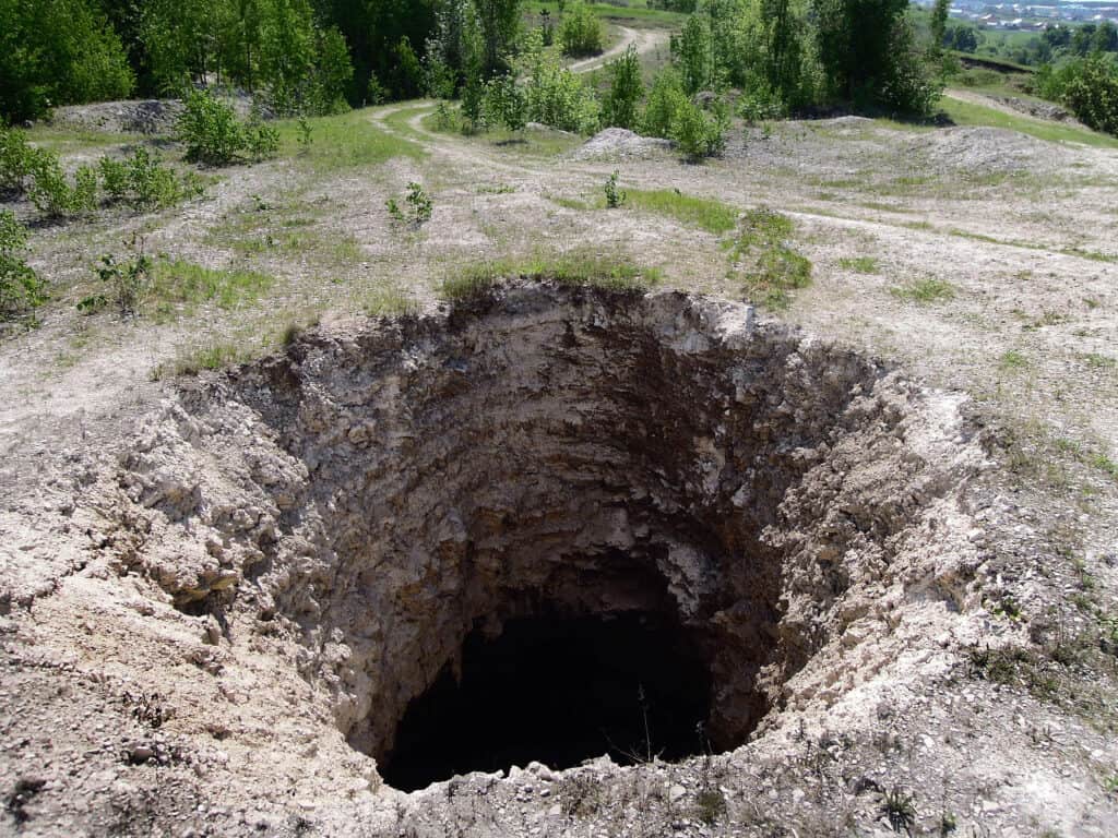 biggest sinkhole in the world
