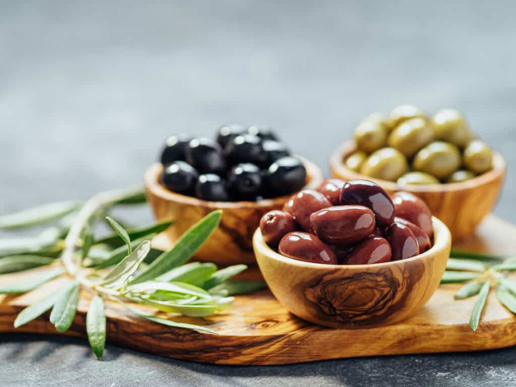 Are Olives a Vegetable?, Different varieties