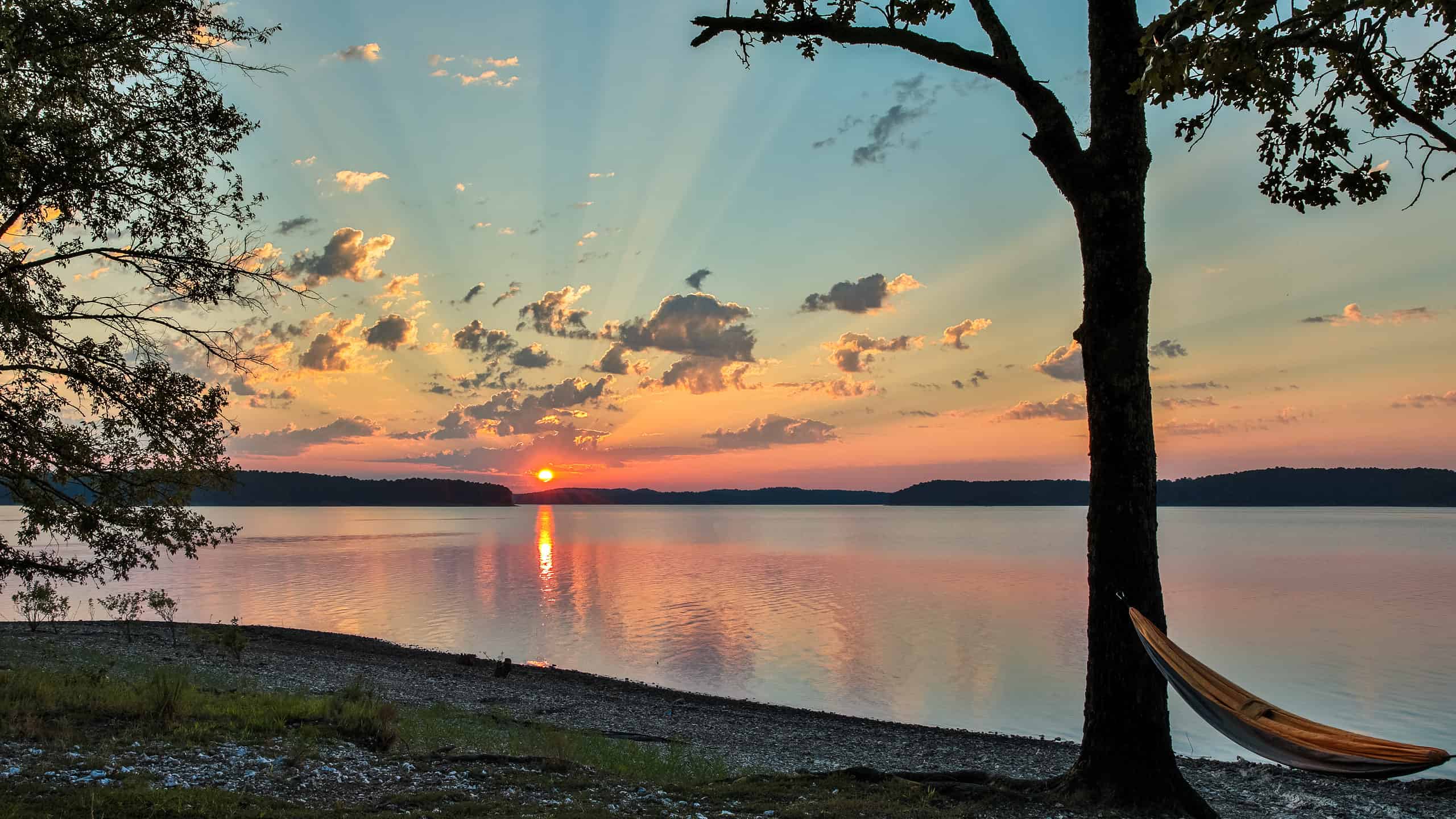 The 10 Best Arkansas Lakes for Swimming