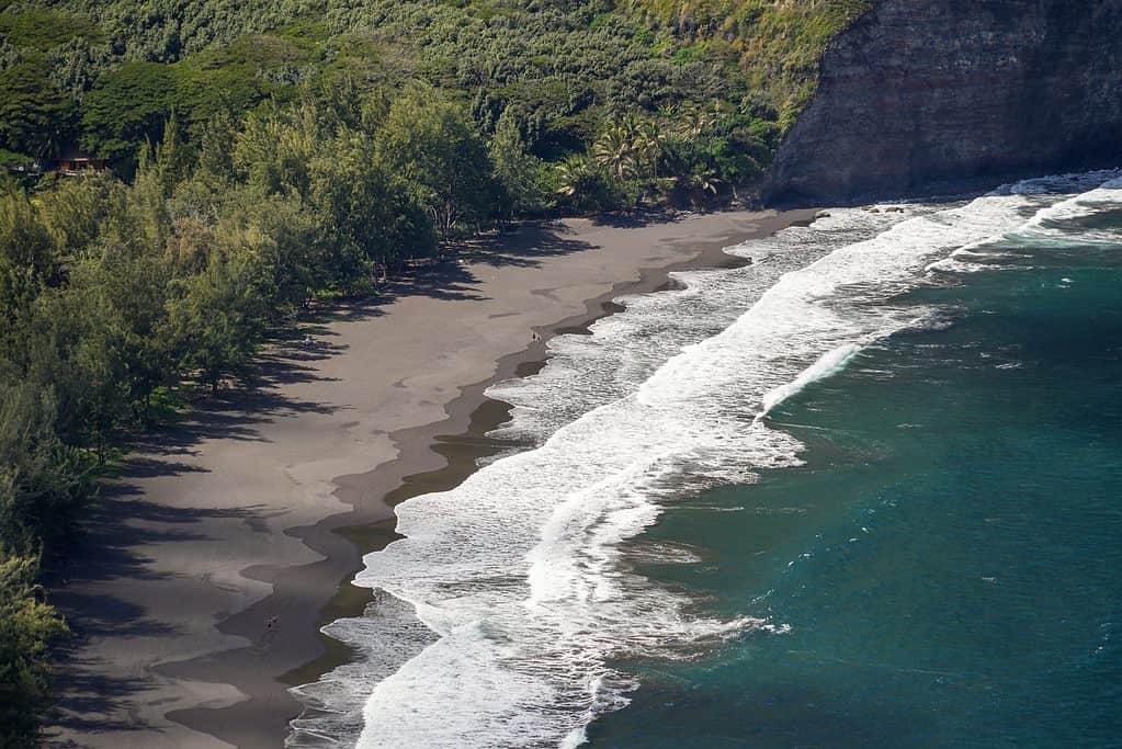 Waipi'o black sand beach