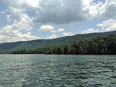 A The 10 Best Fishing Lakes in Virginia