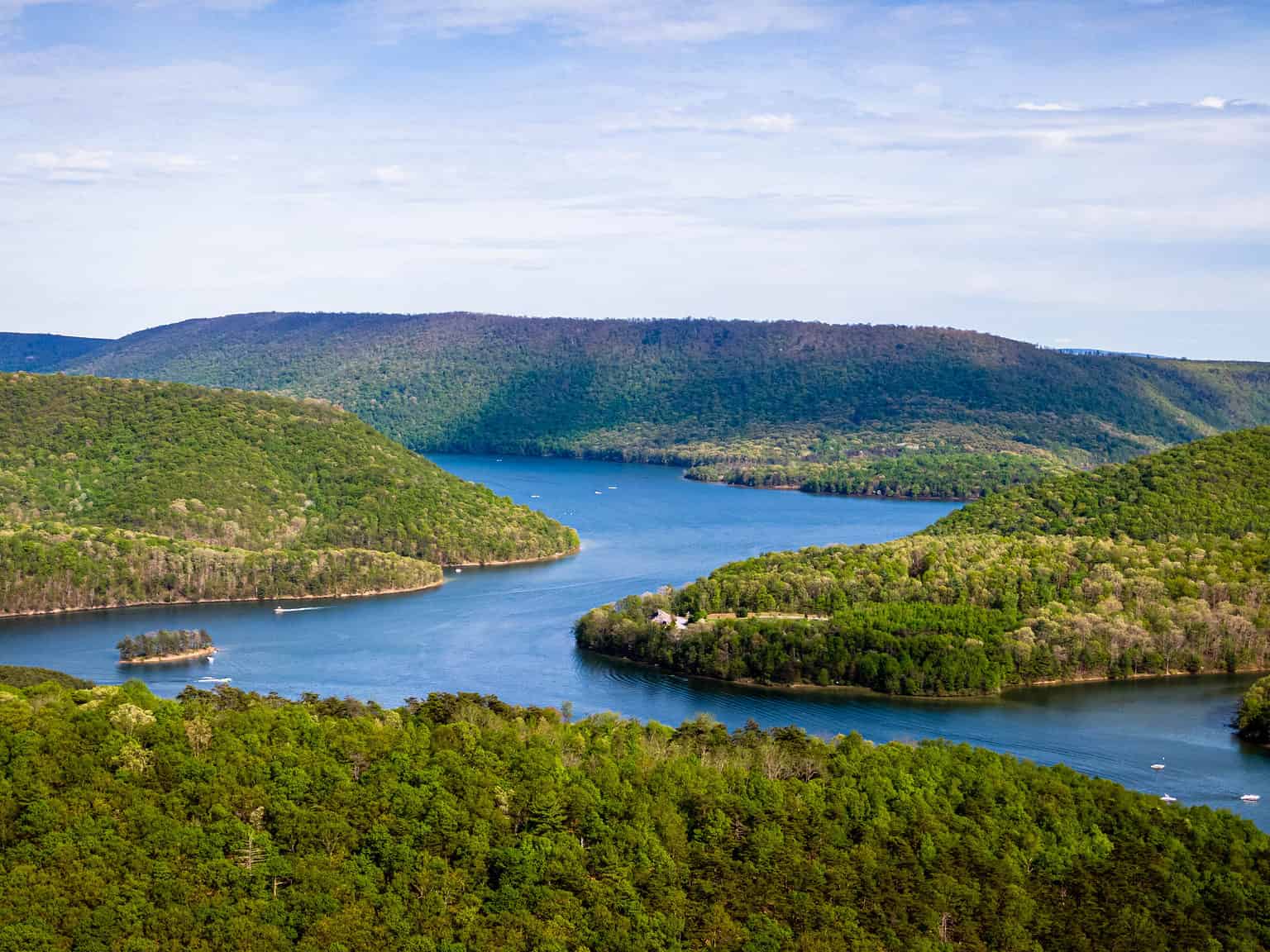 11 Stunning Lakes In Pennsylvania That Have Sandy Beaches