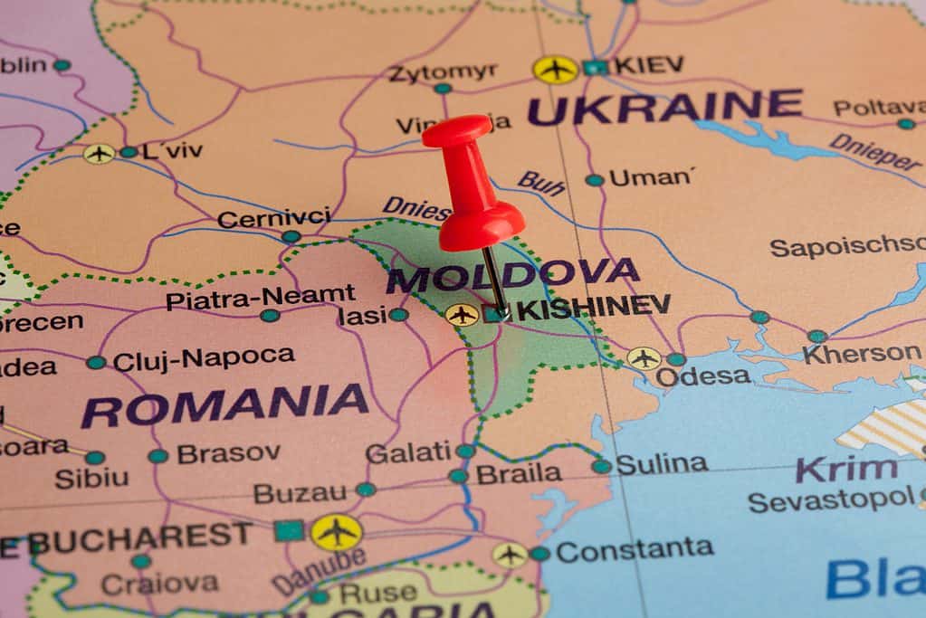 Moldova on map between Romania and Ukraine