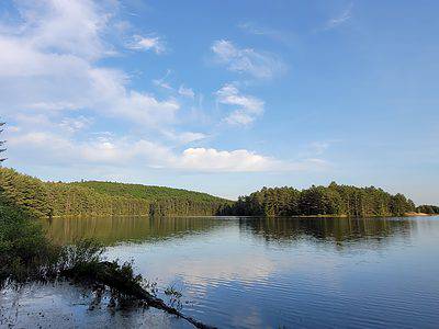 A Discover the Deepest Lake in Massachusetts