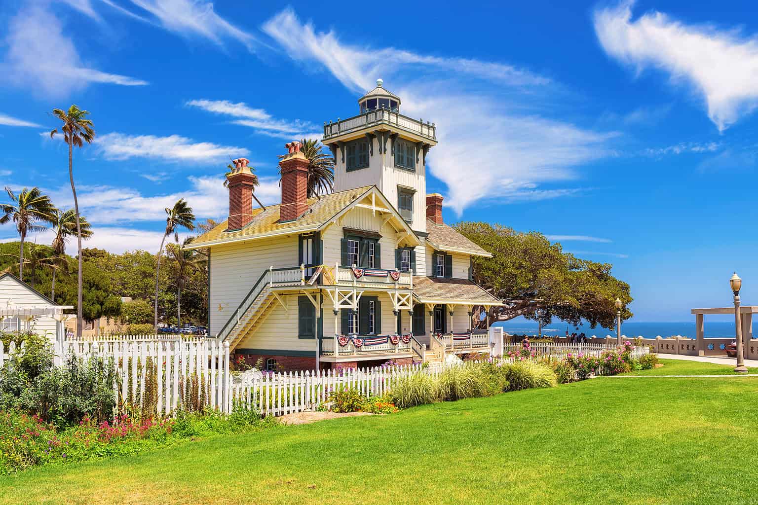 The 5 Most Beautiful California Lighthouses A Z Animals   Shutterstock 465797927 1536x1025 